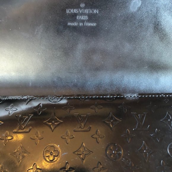Louis Vuitton Anoushka Black Glace Clutch - Picture 9 of 14